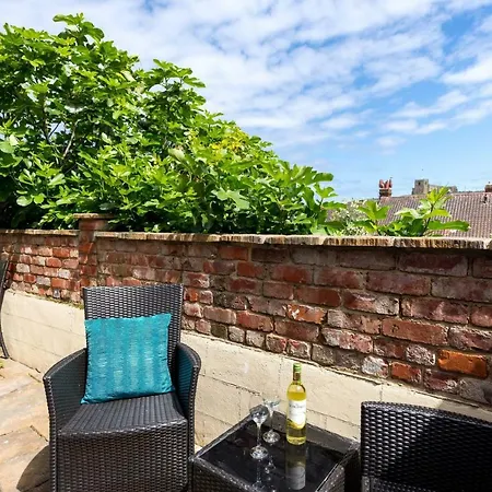 Fishermans Warehouse Holiday home